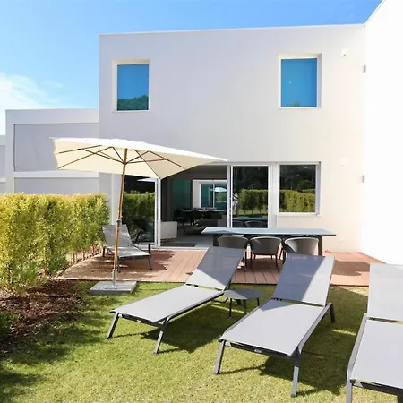 Sadler- Clever Details, Vilamoura, Sleeps 6, Luxury, Walking Distance (adults Only) Vakantiehuis