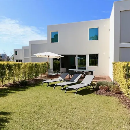 Sadler- Clever Details, Vilamoura, Sleeps 6, Luxury, Walking Distance (adults Only) Casa vacanze Vilamoura