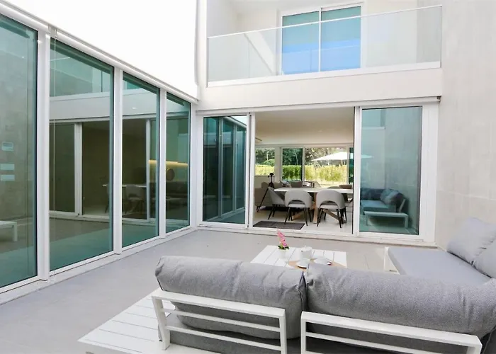 Sadler- Clever Details, Vilamoura, Sleeps 6, Luxury, Walking Distance (adults Only) *