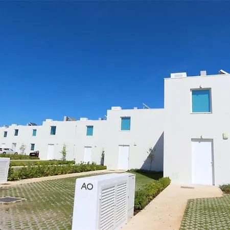 Vakantiehuis Sadler- Clever Details, Vilamoura, Sleeps 6, Luxury, Walking Distance (adults Only) *